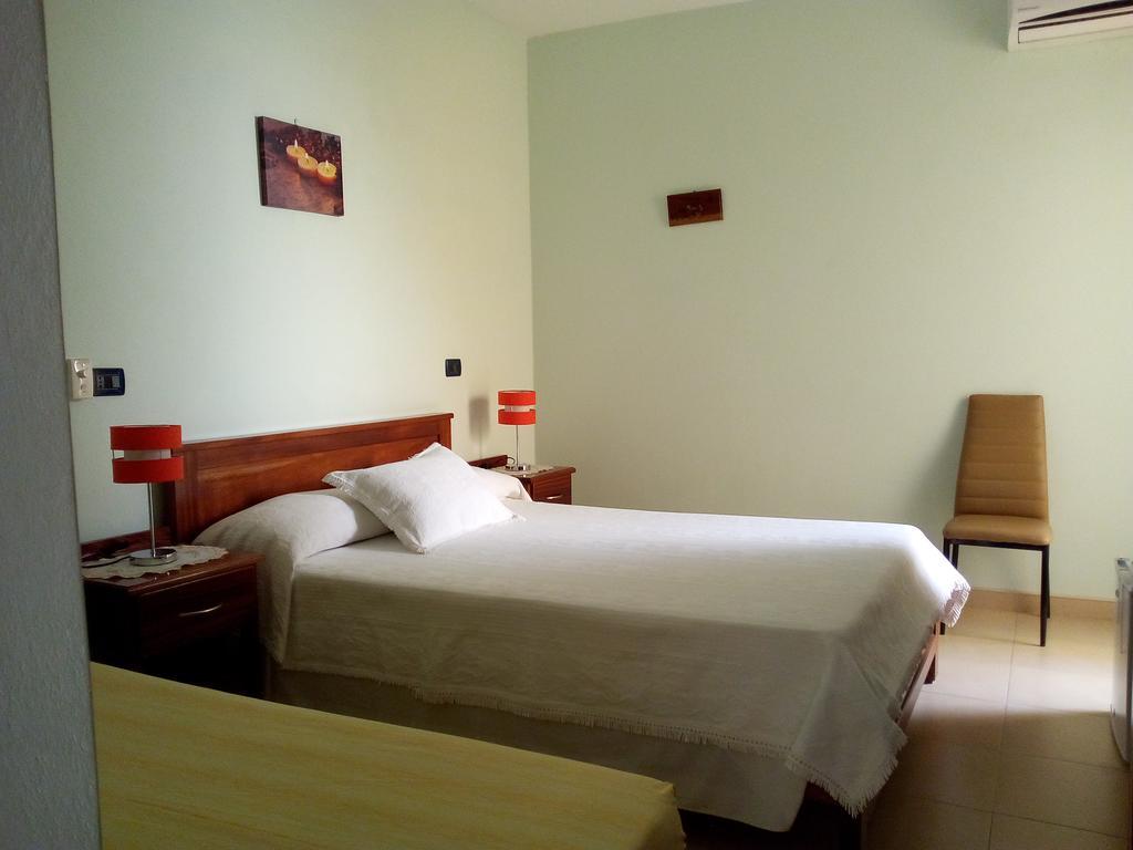 Residencial La Marea B&B Tarrafal Tarrafal  Buitenkant foto