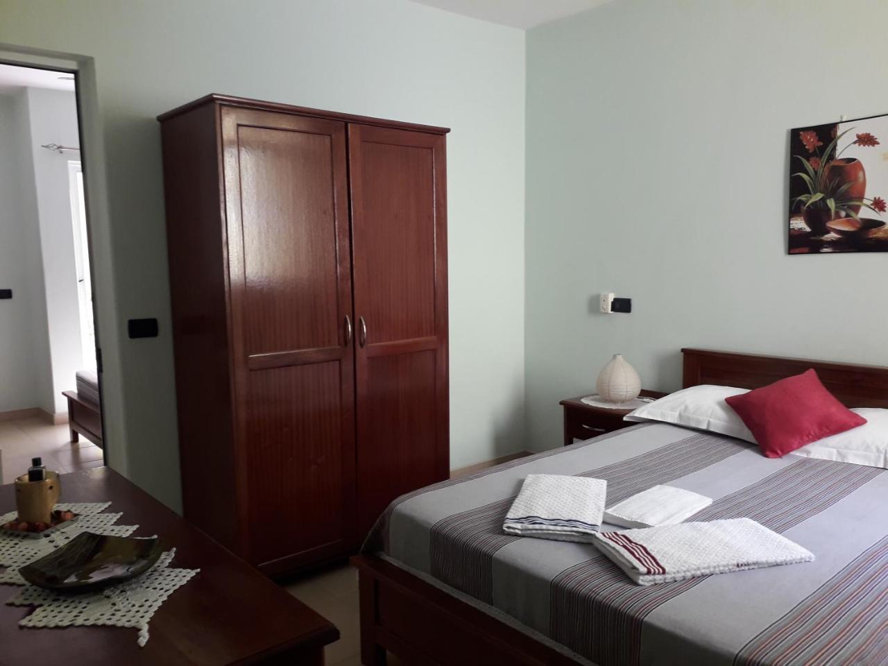 Residencial La Marea B&B Tarrafal Tarrafal  Buitenkant foto